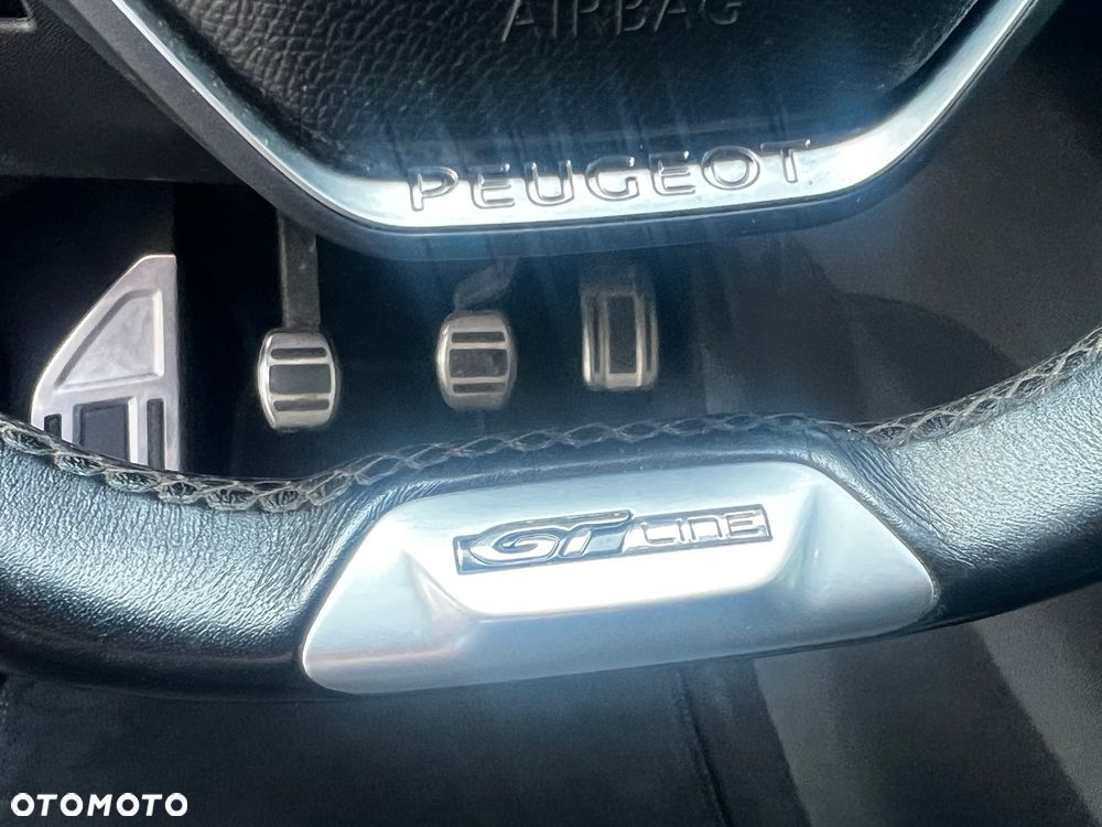Peugeot 3008 PureTech 130 Stop & Start GPF Allure - 19