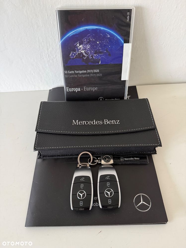 Mercedes-Benz Klasa E - 18