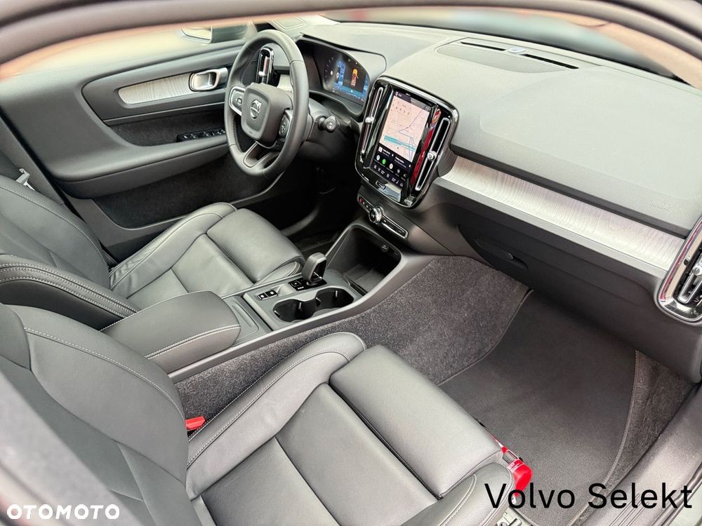 Volvo XC 40 - 28