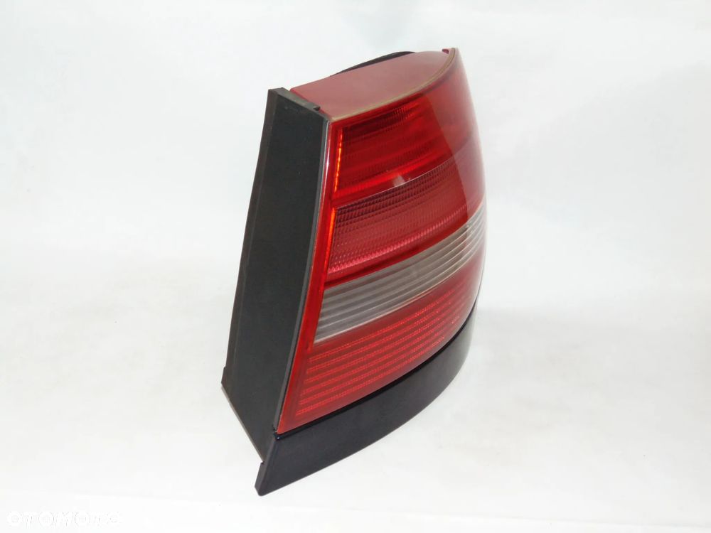 ORYGINAŁ lampa tylna tył lewa prawa LZ5L Audi A4 B5 FL lift sedan 99-00r - 13