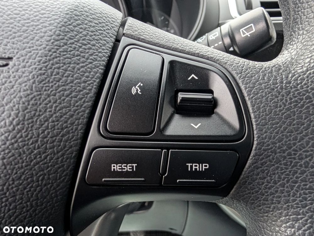 Kia Rio 1.4 M (klm) - 27