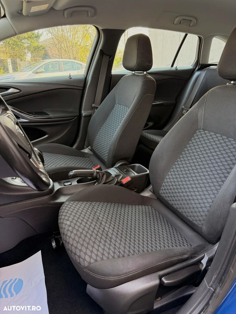 Opel Astra 1.6 CDTI ECOTEC ECOFlex Start/Stop Dynamic - 17