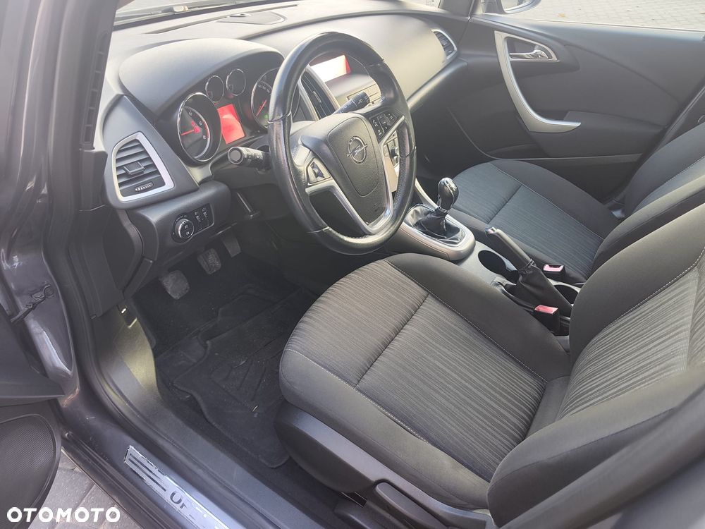 Opel Astra - 8