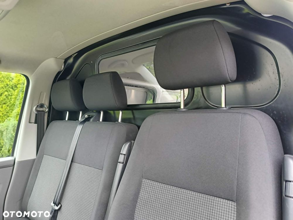 Volkswagen Transporter - 19