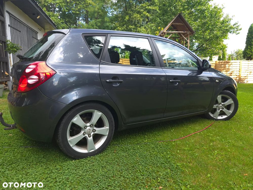 Kia Ceed 1.6 Crdi Comfort - 5