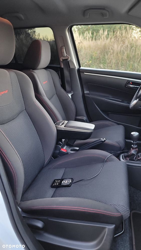 Suzuki Swift 1.6 Sport - 16