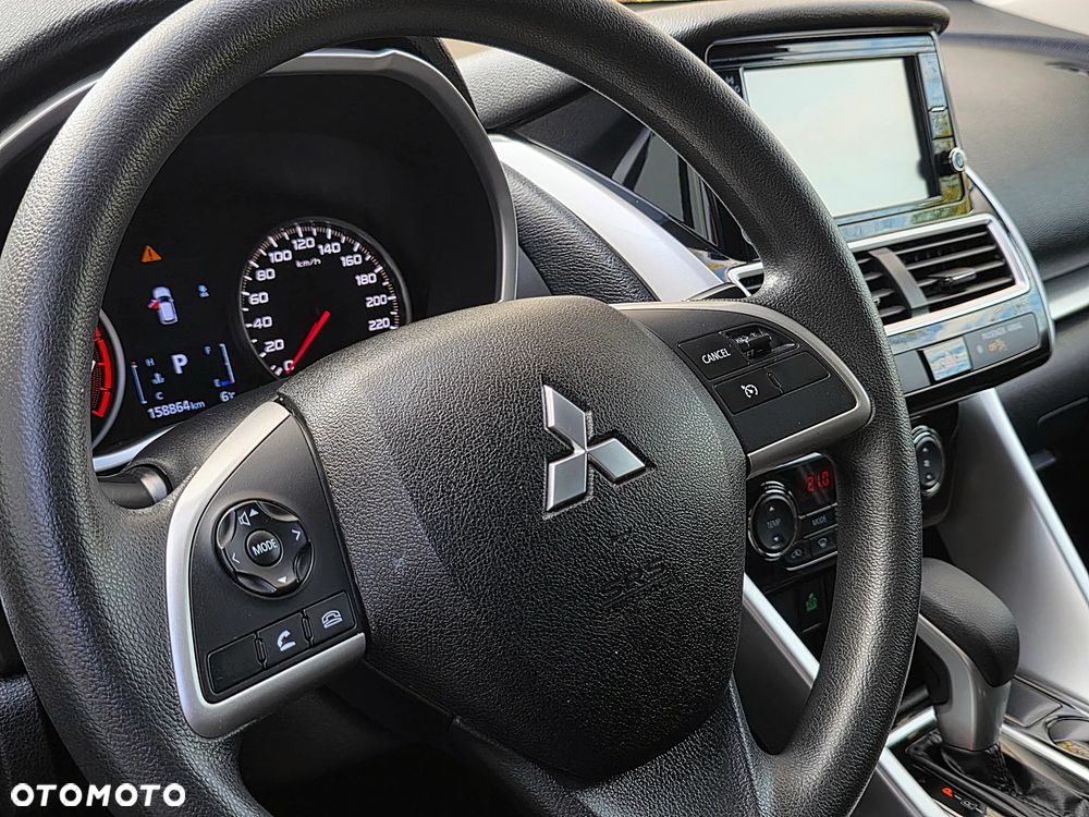 Mitsubishi Eclipse Cross 1.5 T GPF Invite Plus CVT - 12