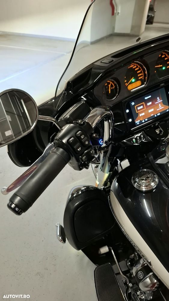 Harley-Davidson FLHPEI Road King Police - 5