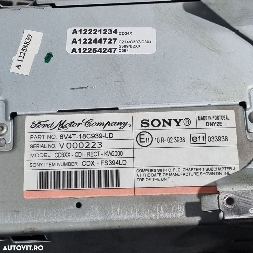 Cd player Ford Kuga 2008 - 2012 (1401) 8V4T18C939LD - 8