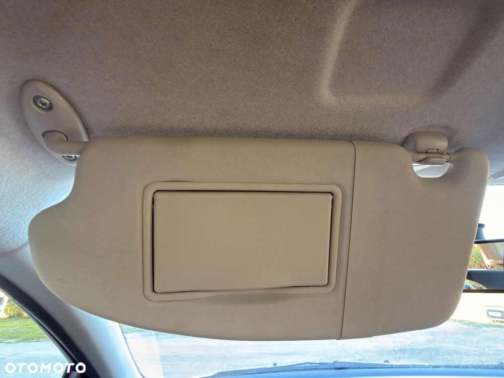 Ford Focus 1.6 Comfort - 29