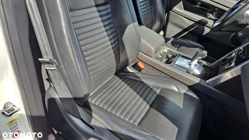 Land Rover Discovery Sport P250 Urban Edition - 18