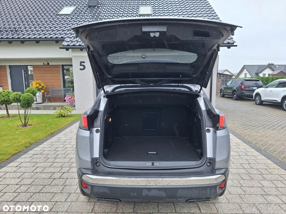 Peugeot 3008 1.2 PureTech GPF Allure S&S - 9