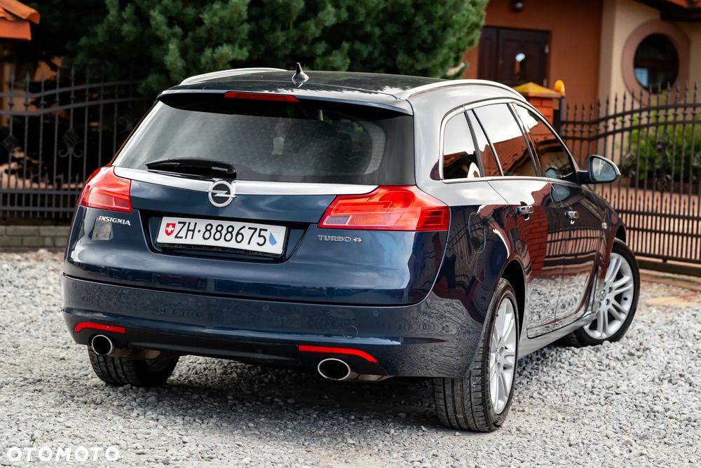 Opel Insignia 2.0 Turbo 4x4 Cosmo - 8