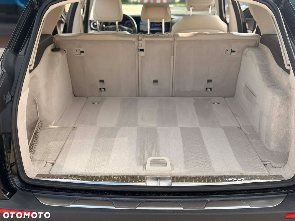 Mercedes-Benz Klasa E 220 d 4-Matic All-Terrain - 15