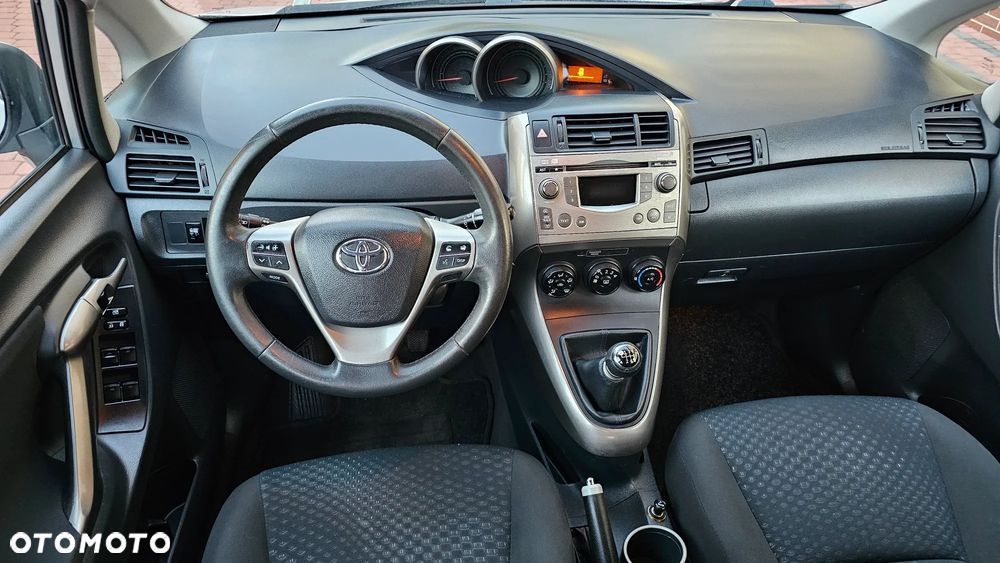 Toyota Verso 1.6 7-Sitzer Comfort - 8