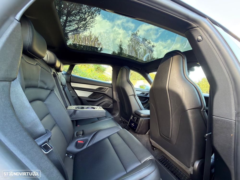 Porsche Taycan Standard - 10