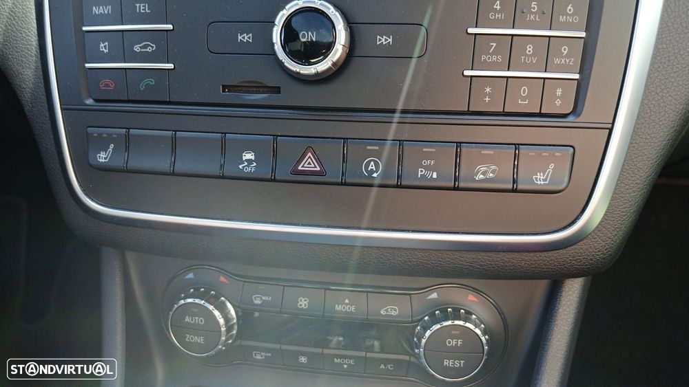 Mercedes-Benz CLA 45 AMG - 13