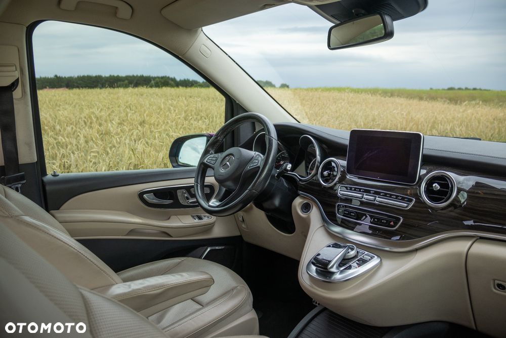 Mercedes-Benz Klasa V 250 d 4-Matic Avantgarde 7G-Tronic - 16