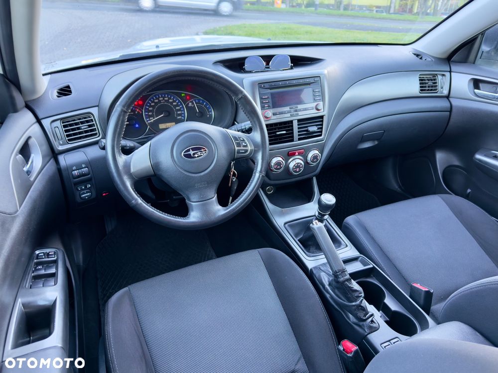 Subaru Impreza 2.0D RA - 22