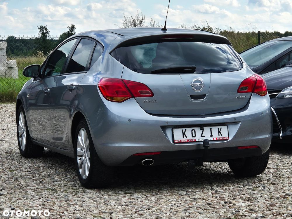Opel Astra 1.4 Turbo Design Edition - 16