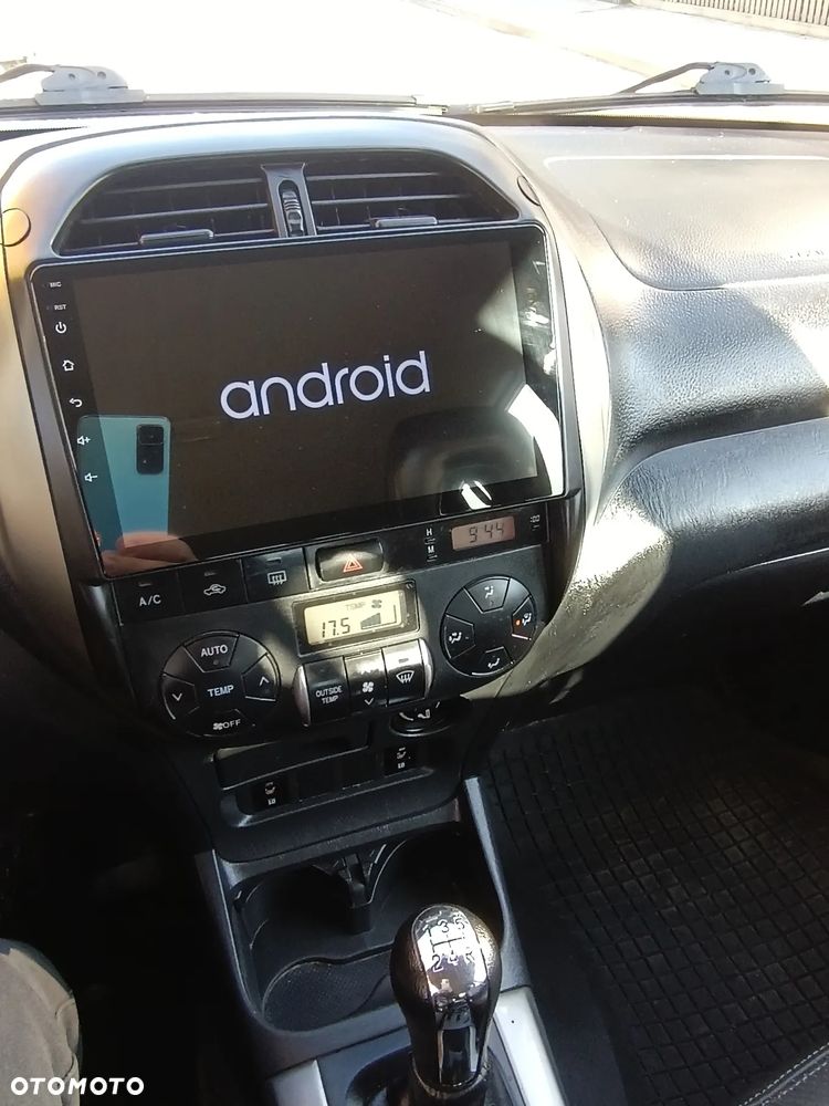 Toyota RAV4 2.0 D-4D 4x4 - 20