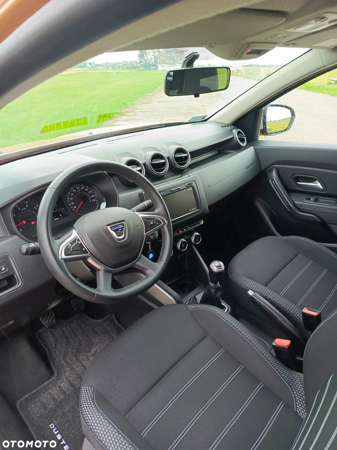 Dacia Duster 1.6 SCe S&S - 9