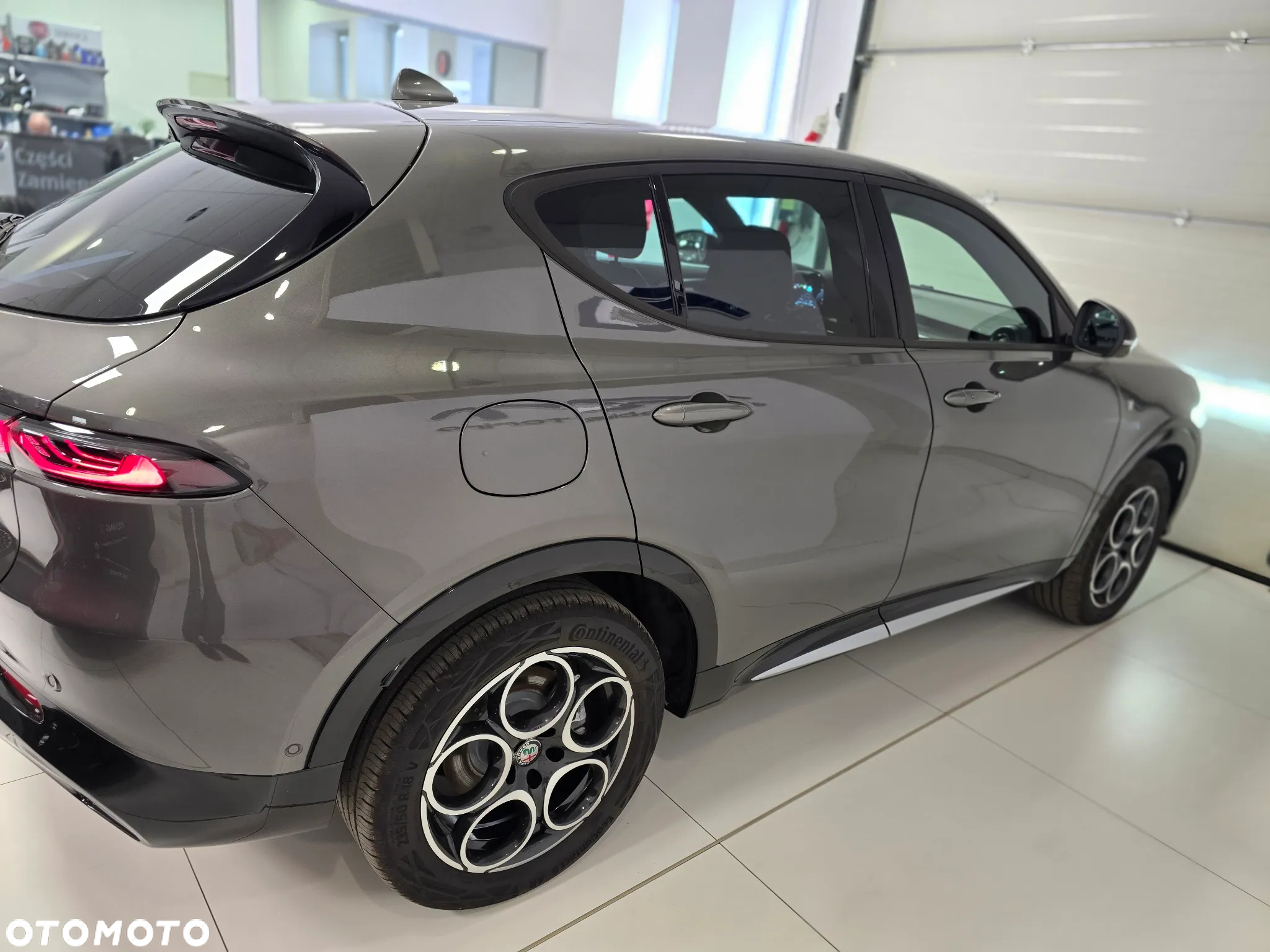 Alfa Romeo Tonale 1.3 PHEV Q4 TI - 14