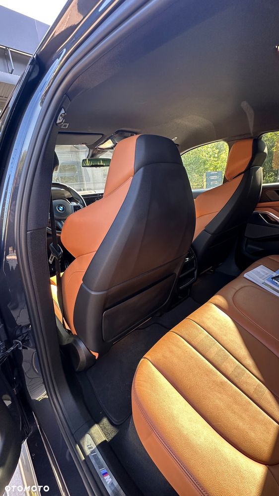 BMW X6 - 18