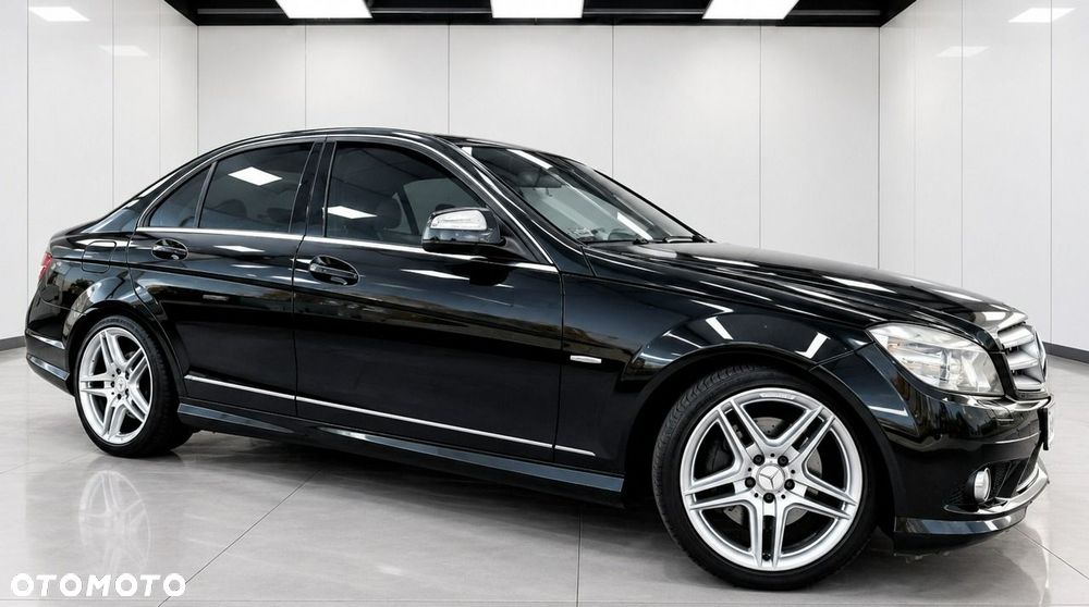 Mercedes-Benz Klasa C 350 7G-TRONIC Avantgarde - 32