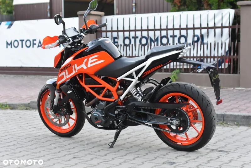 KTM Duke - 20