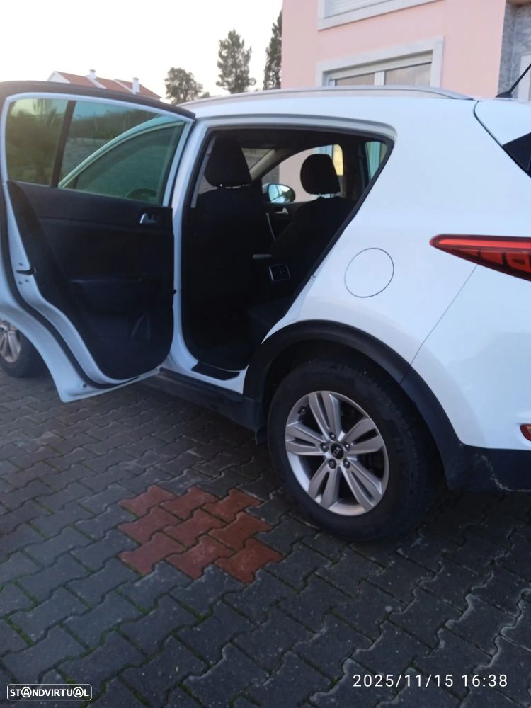 Kia Sportage 1.6 CRDI ISG SX - 14