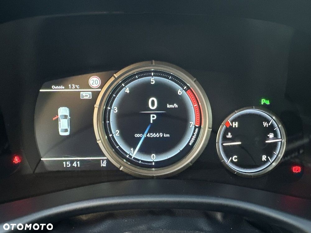 Lexus GS - 3