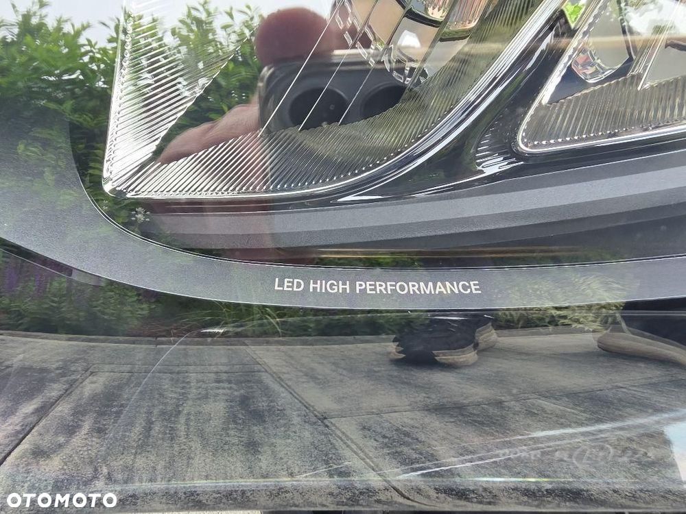 MERCEDES EQE 295 SEDAN Lampa lewa przód Full Led Performance A2959069700 - 9
