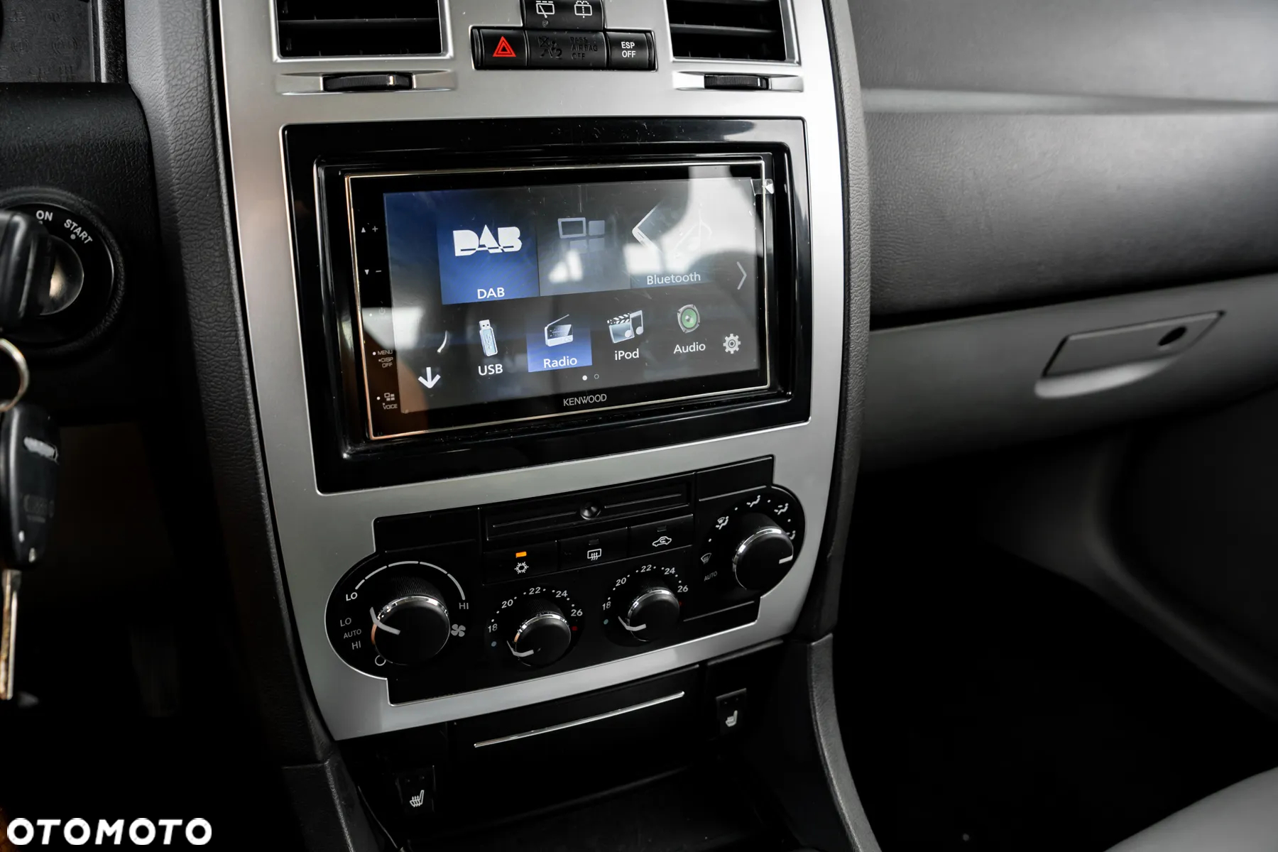 Chrysler 300C Touring 3.5 AWD Automatik - 37
