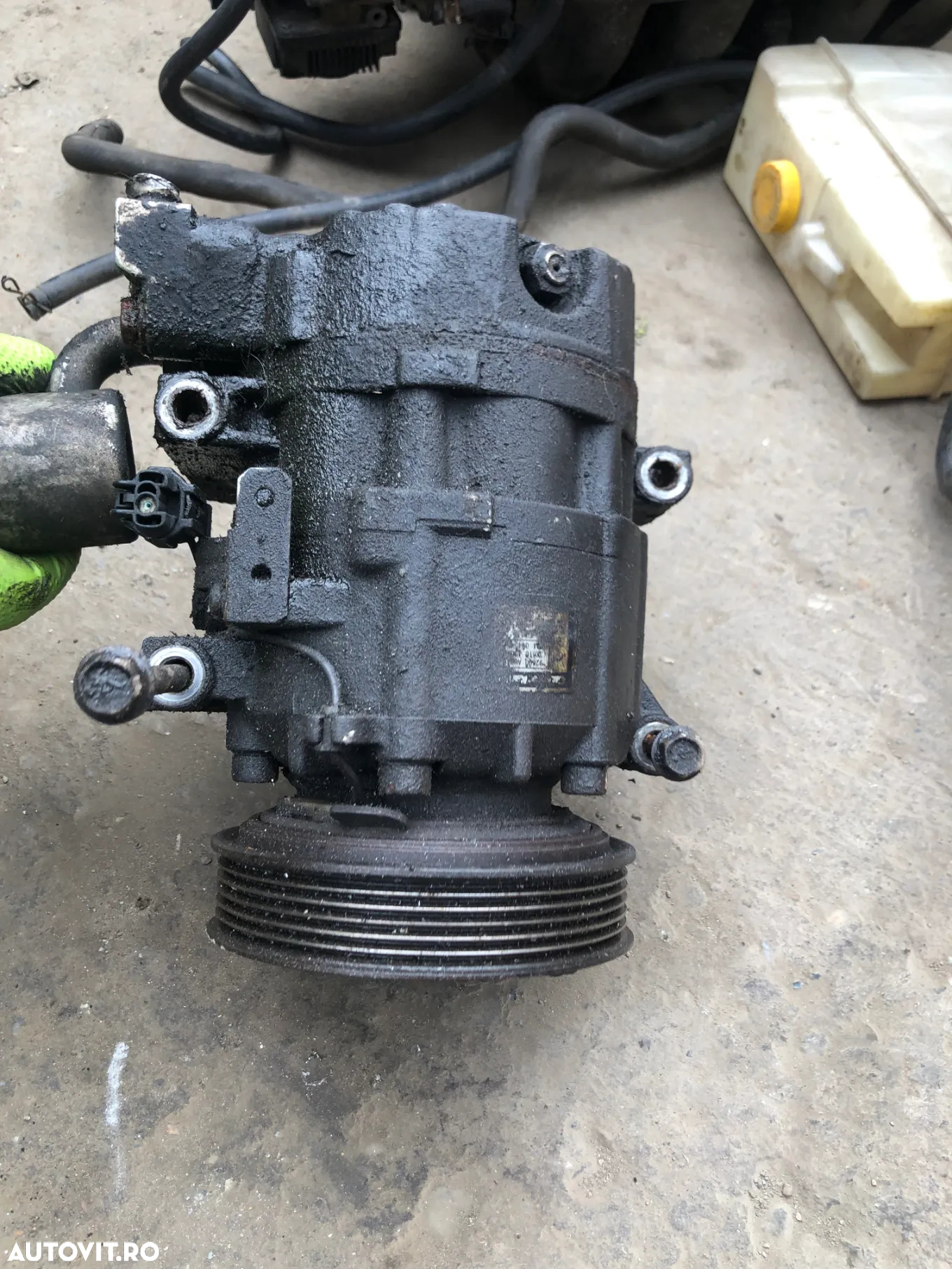 Compresor clima AC Nissan X Trail 2005 2.5 benzina - 5