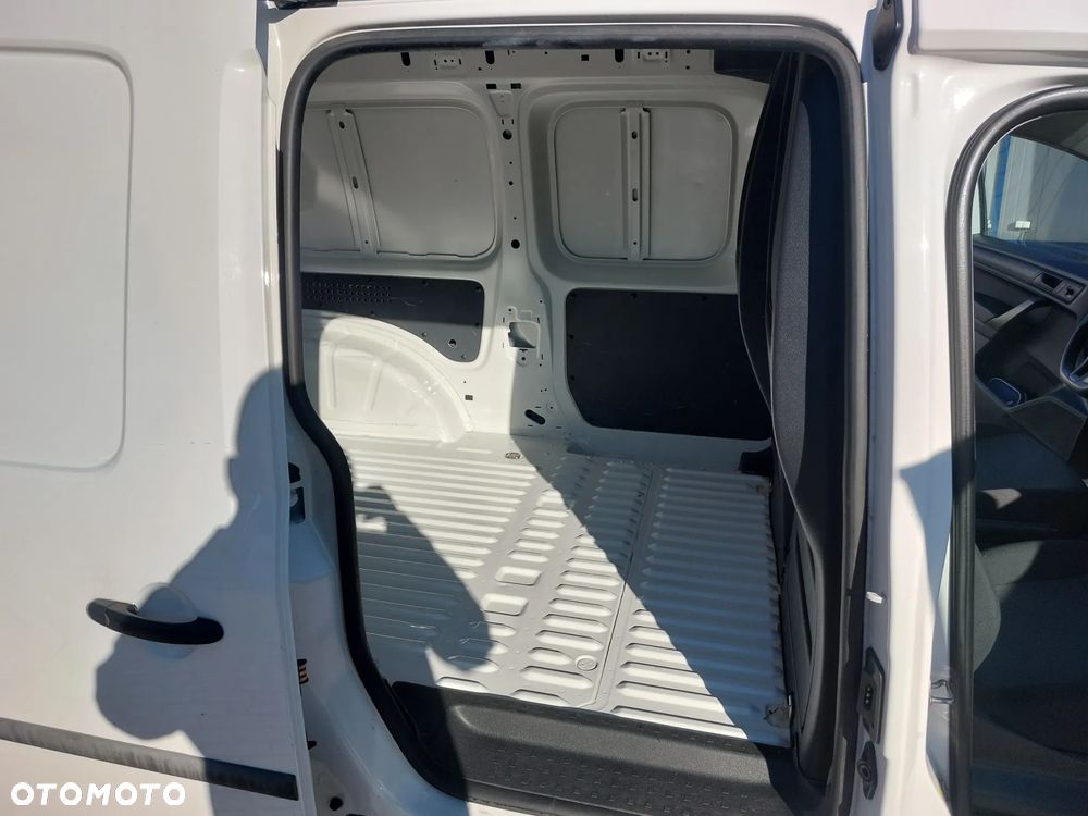 Volkswagen Caddy 2.0 TDI Comfortline - 19