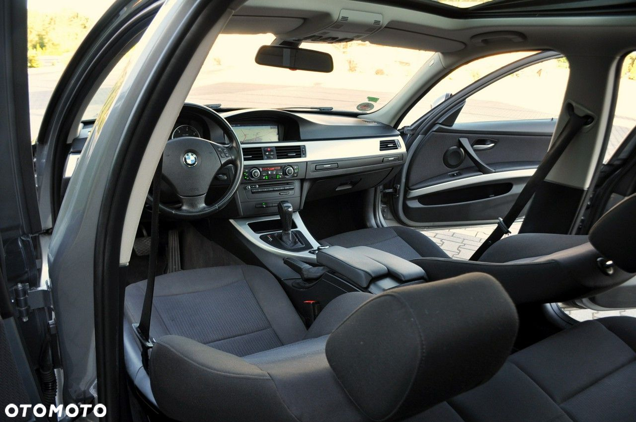 BMW Seria 3 - 30