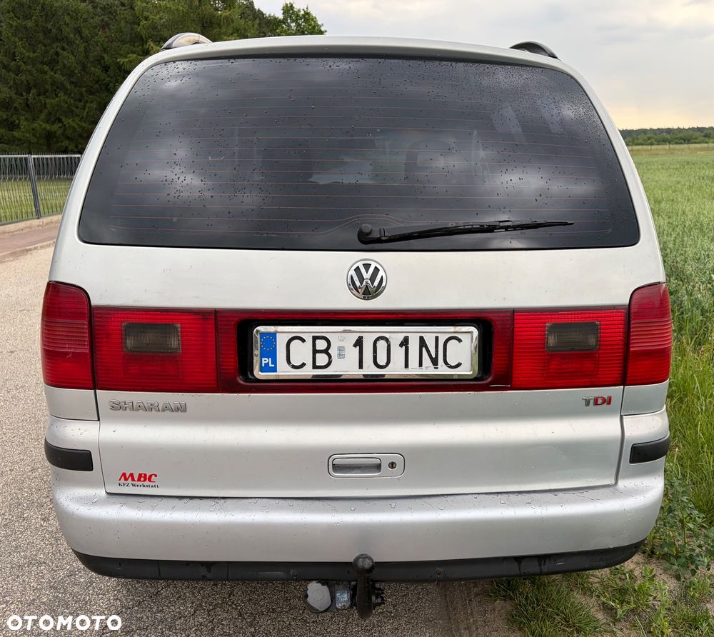 Volkswagen Sharan 1.9 TDI Comfortline Family - 7