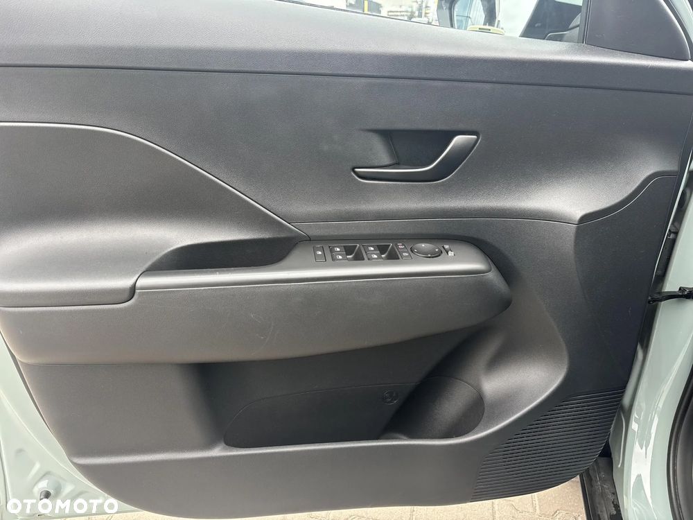 Hyundai Kona - 10