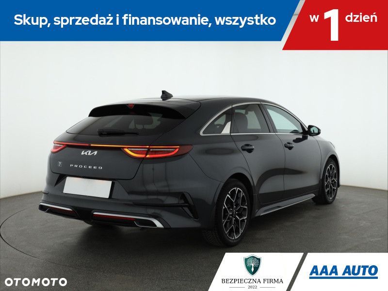 Kia ProCeed - 7