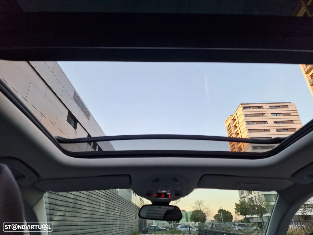 Peugeot 3008 PureTech 130 Stop & Start GPF Allure - 30