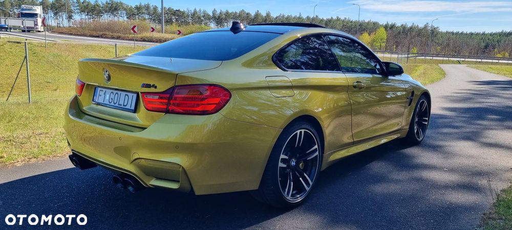 BMW M4 - 5