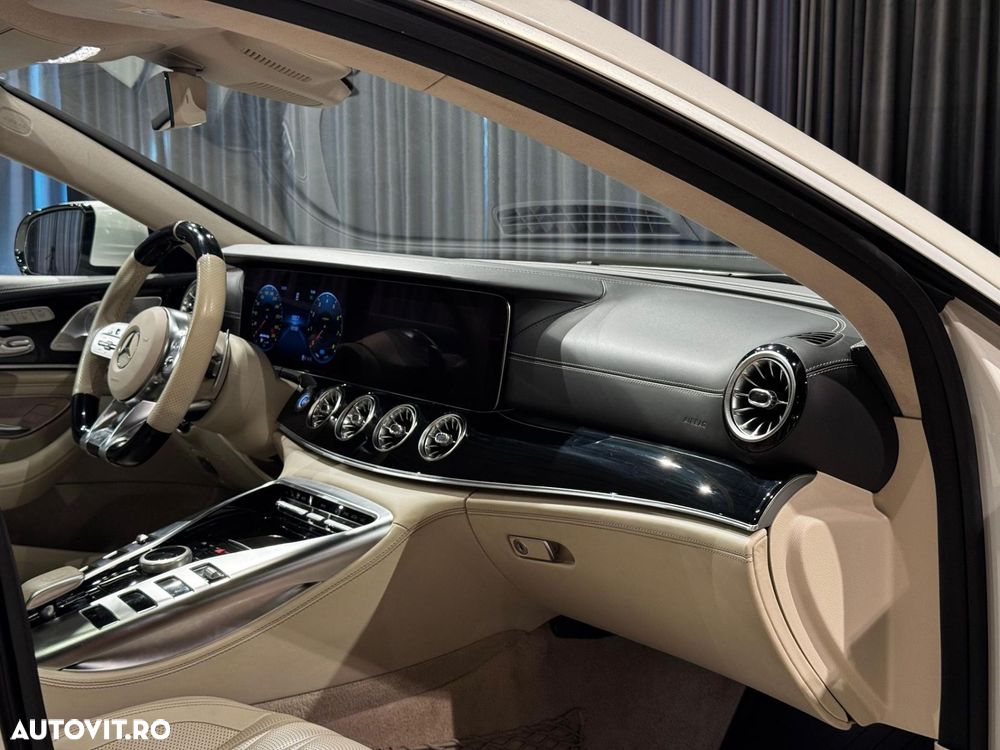 Mercedes-Benz AMG GT 4-door Coupe - 33