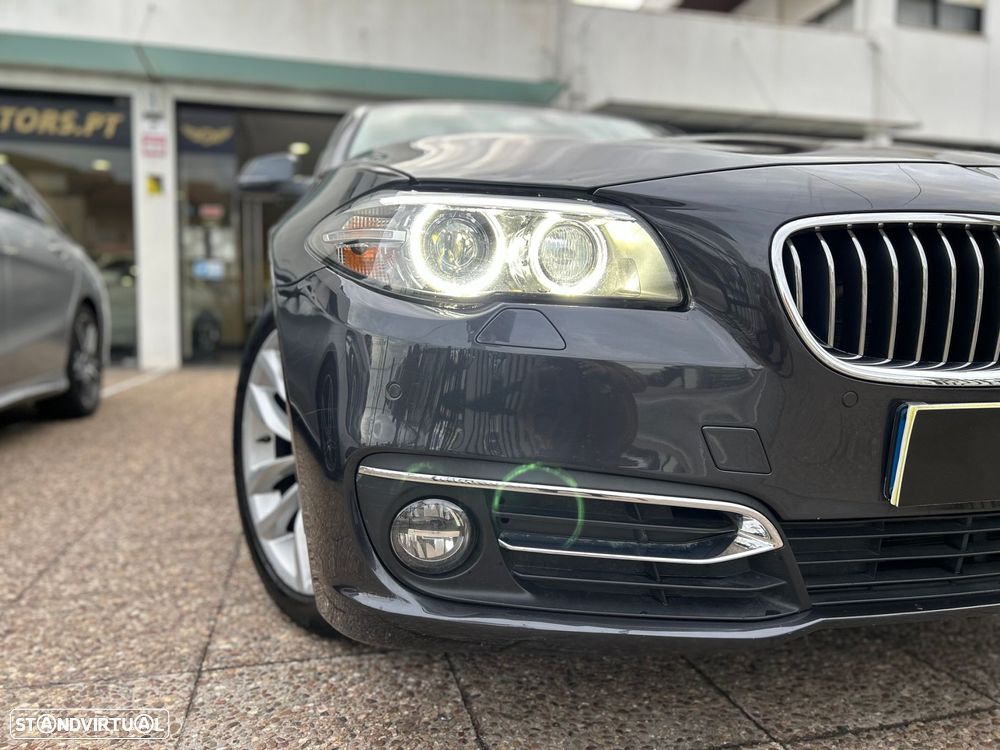 BMW 520 d Line Luxury Auto - 2