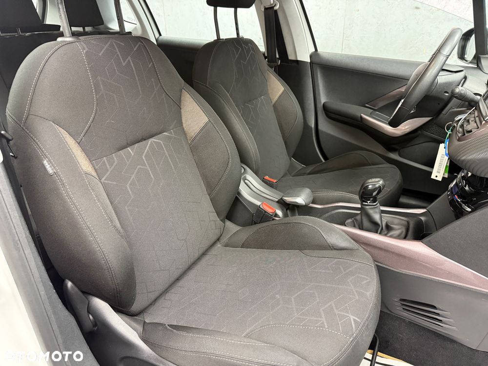 Peugeot 2008 - 10