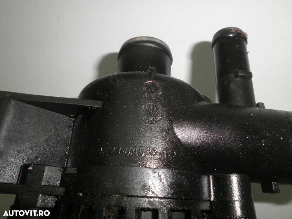 Termostat Jaguar XF 3.0 d 2009 9X23-8A586-AD - 3