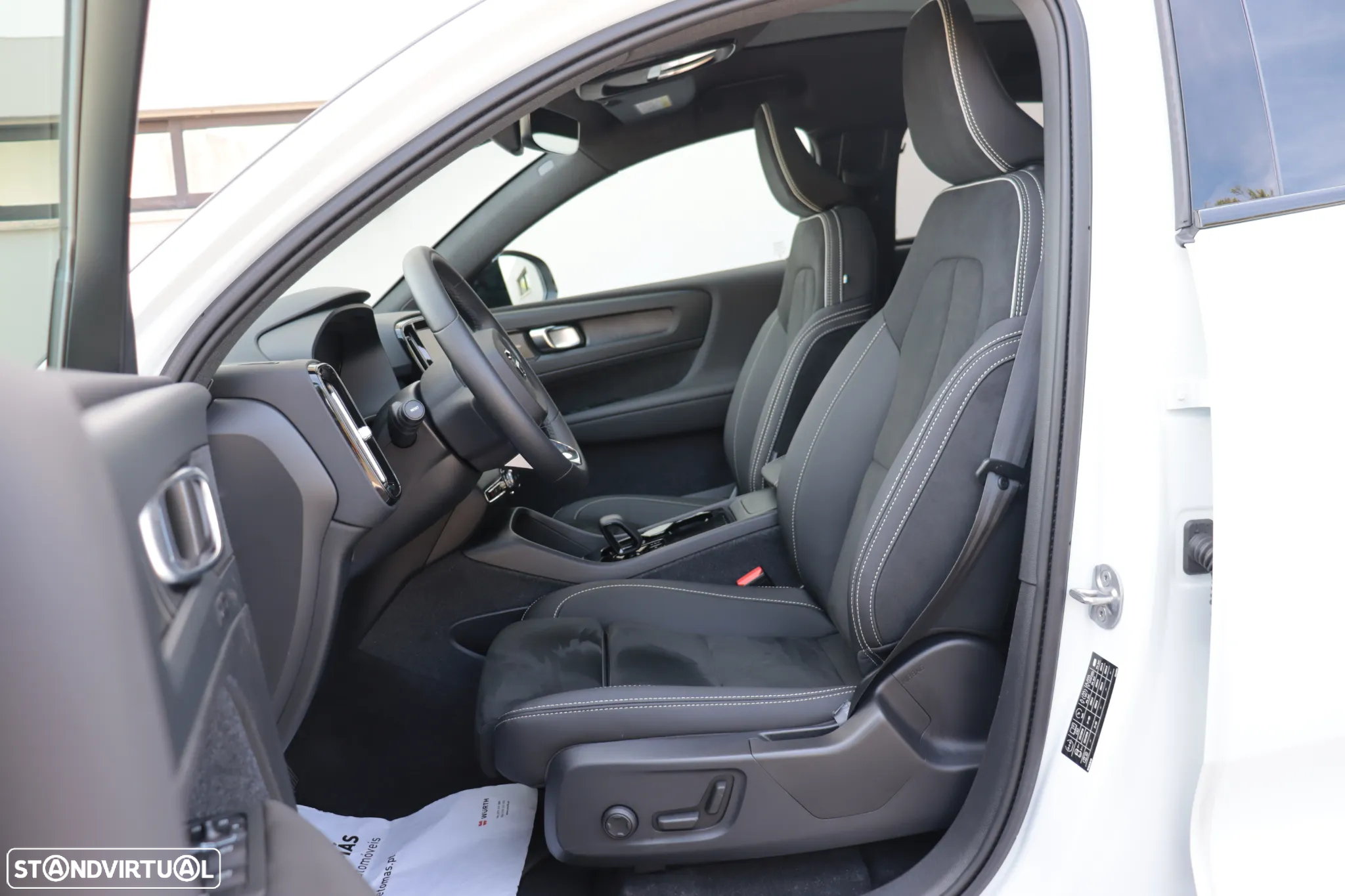 Volvo C40 Recharge Twin Ultimate - 11