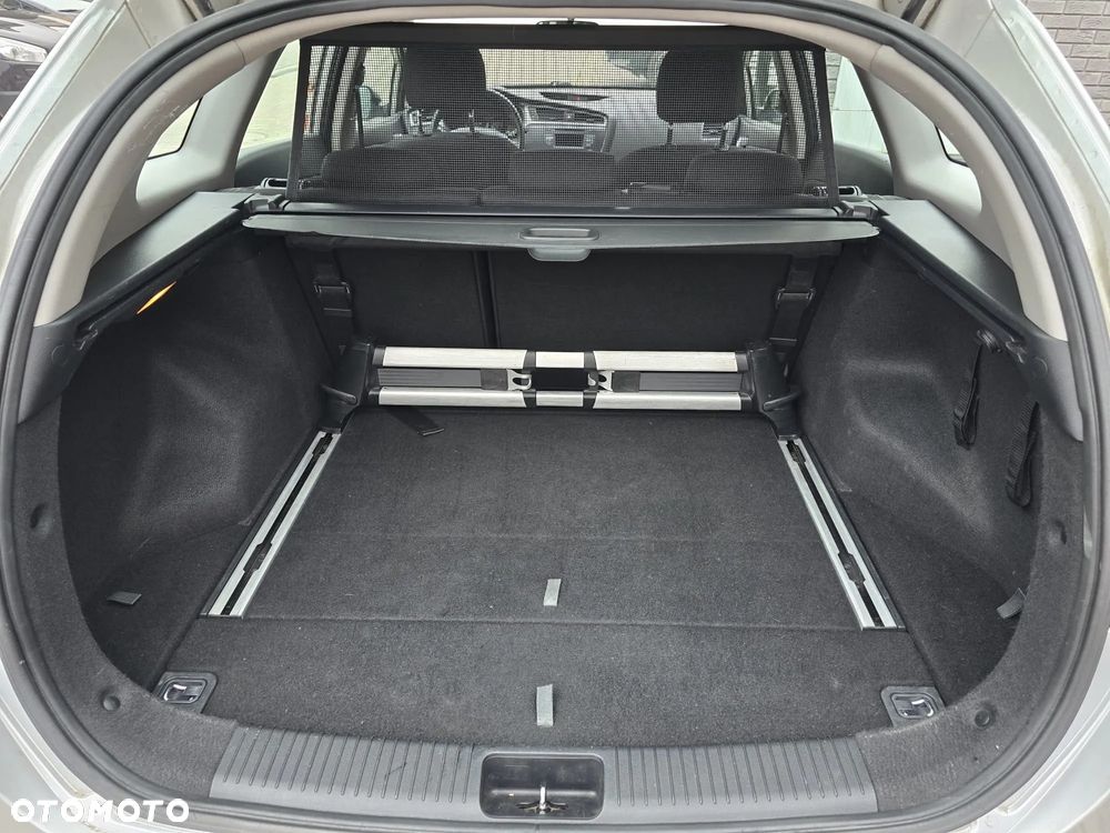 Kia Ceed 1.4 CRDi S - 6