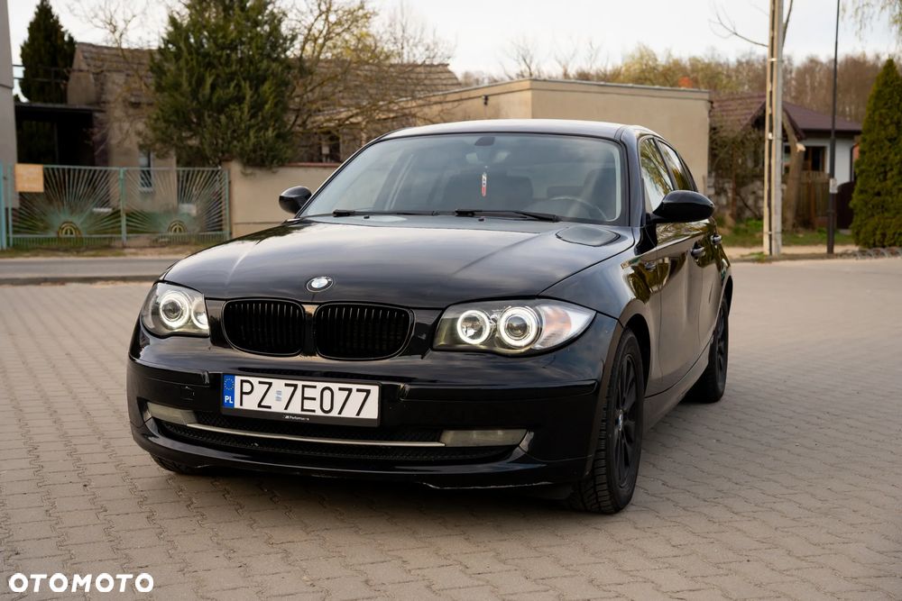 BMW Seria 1 118d DPF - 1