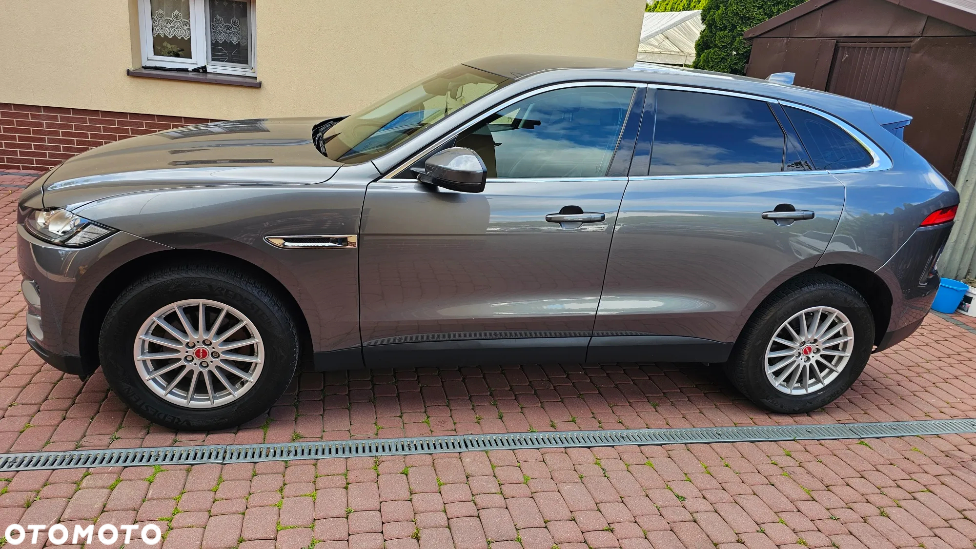 Jaguar F-Pace 2.0 i4D AWD Prestige - 13